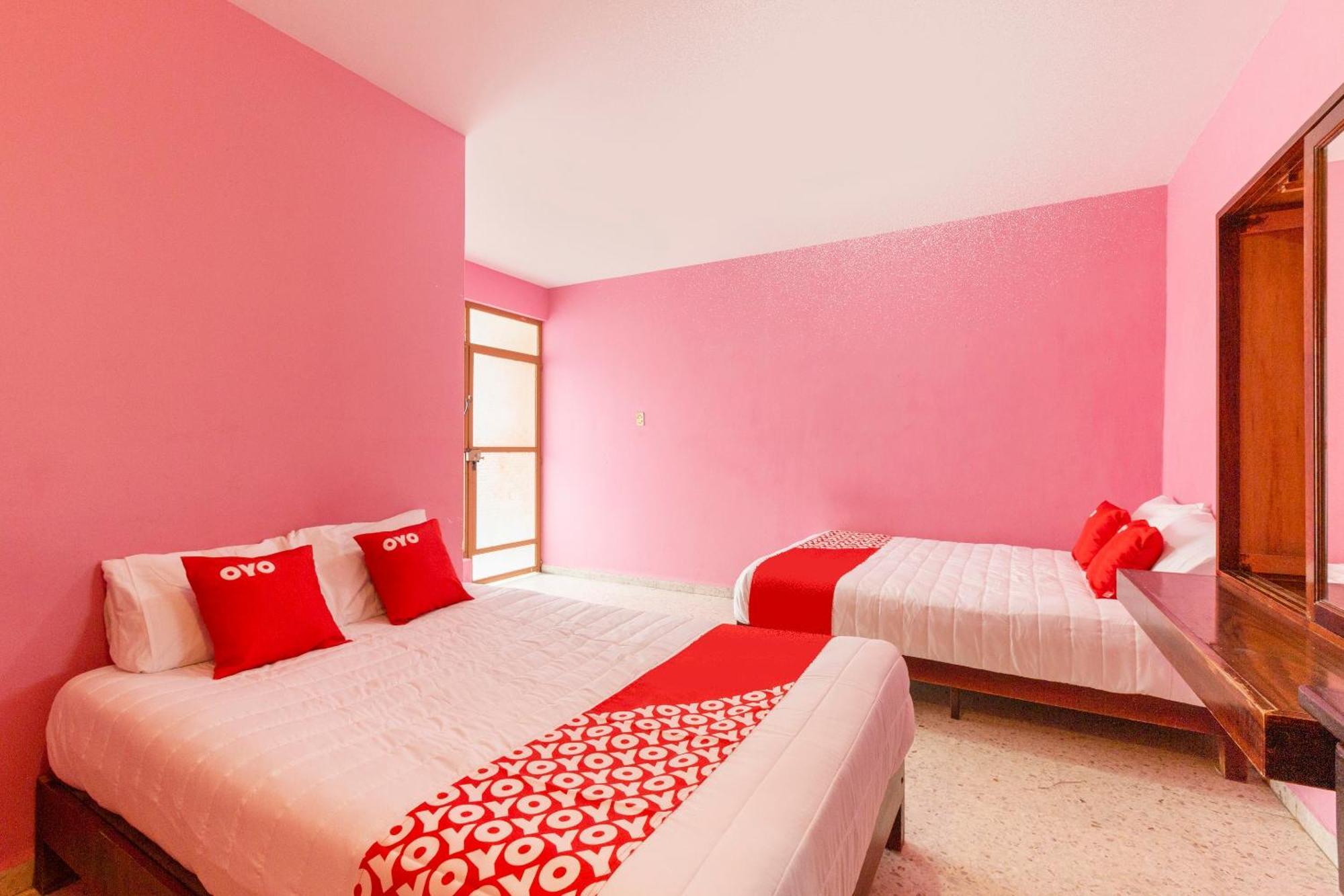Oyo Hotel Emperador, Oaxaca Kültér fotó