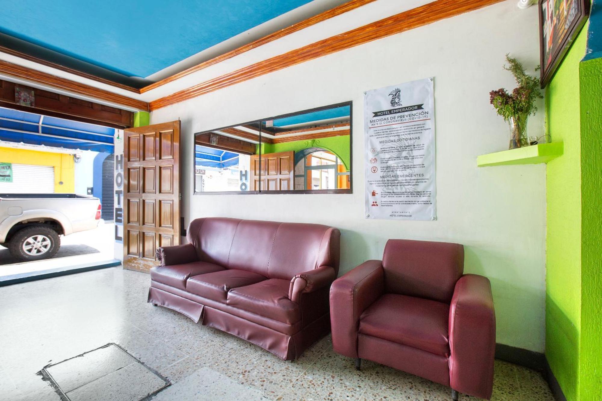 Oyo Hotel Emperador, Oaxaca Kültér fotó