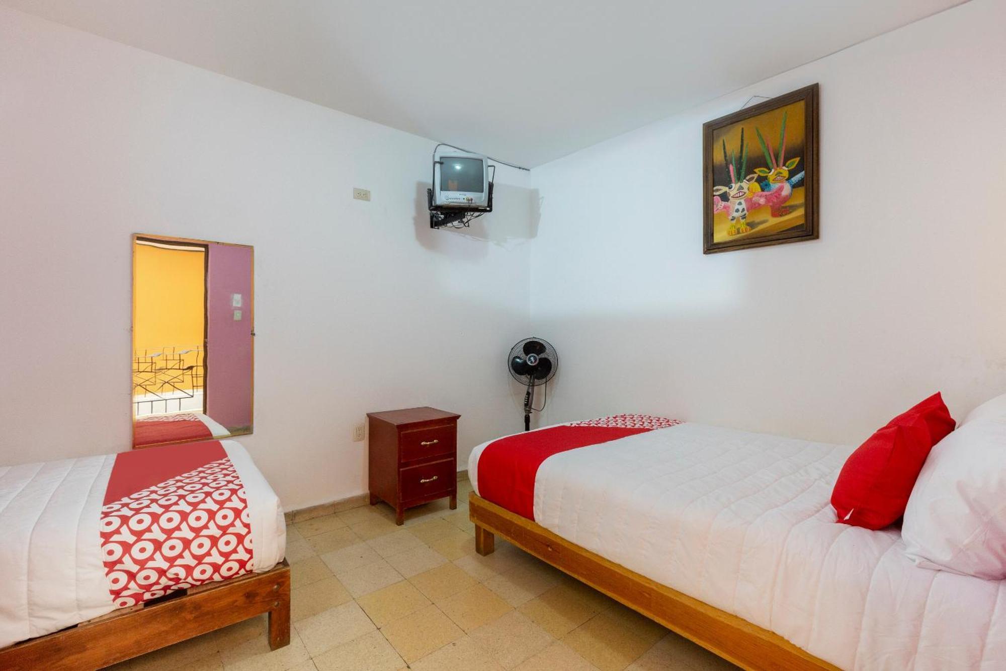 Oyo Hotel Emperador, Oaxaca Kültér fotó