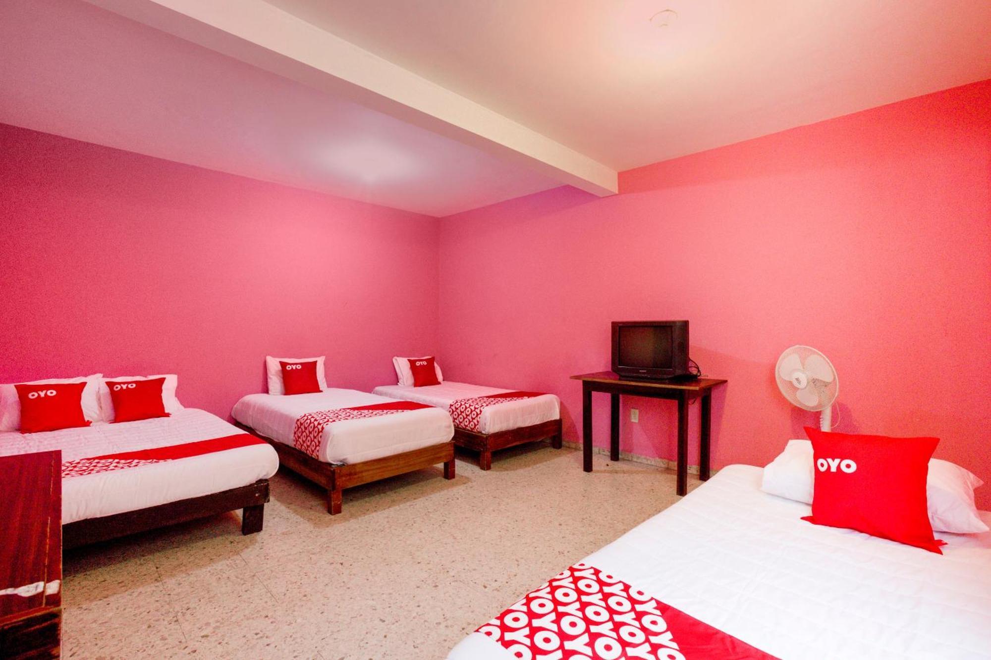Oyo Hotel Emperador, Oaxaca Kültér fotó